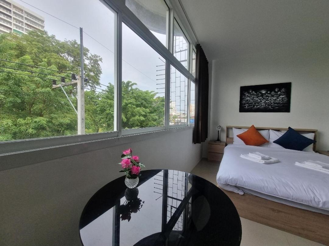 Dorothys Otel Pattaya Oda fotoğraf