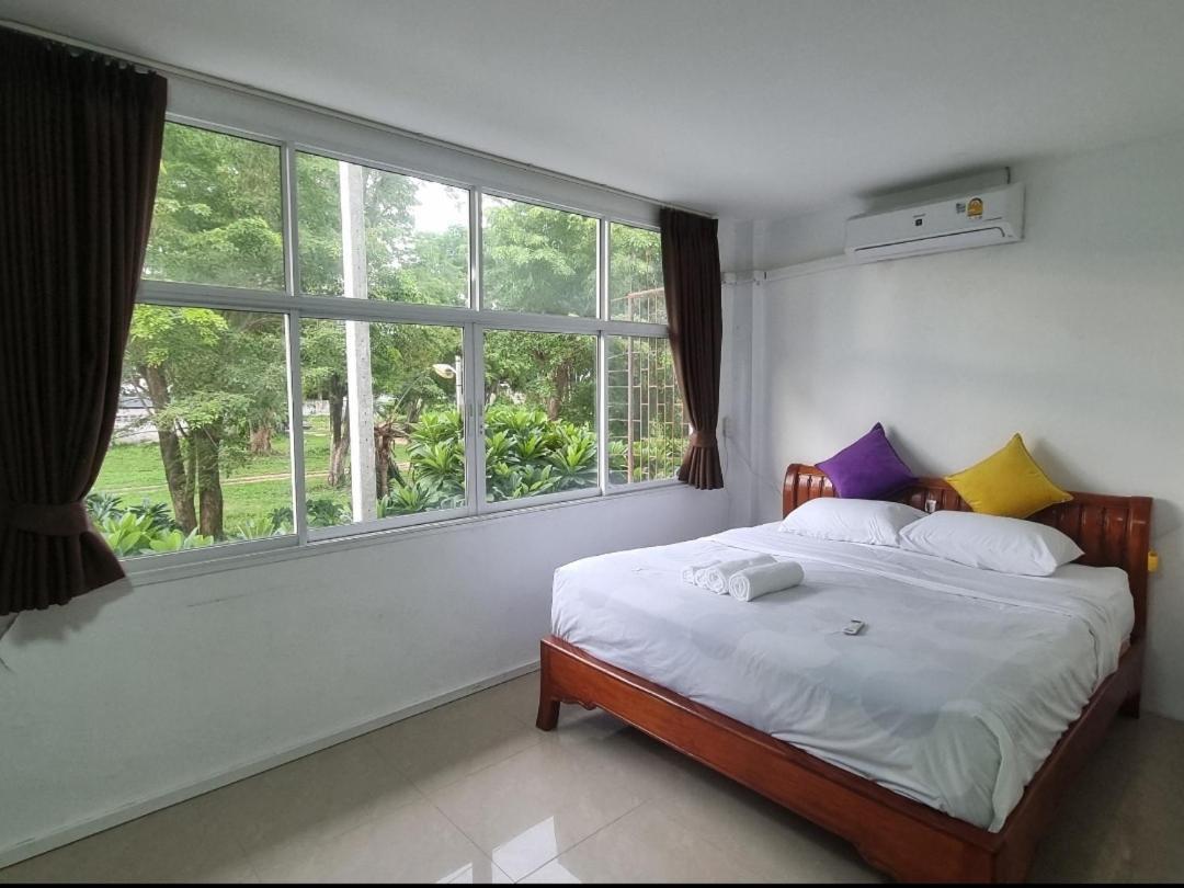 Dorothys Otel Pattaya Oda fotoğraf
