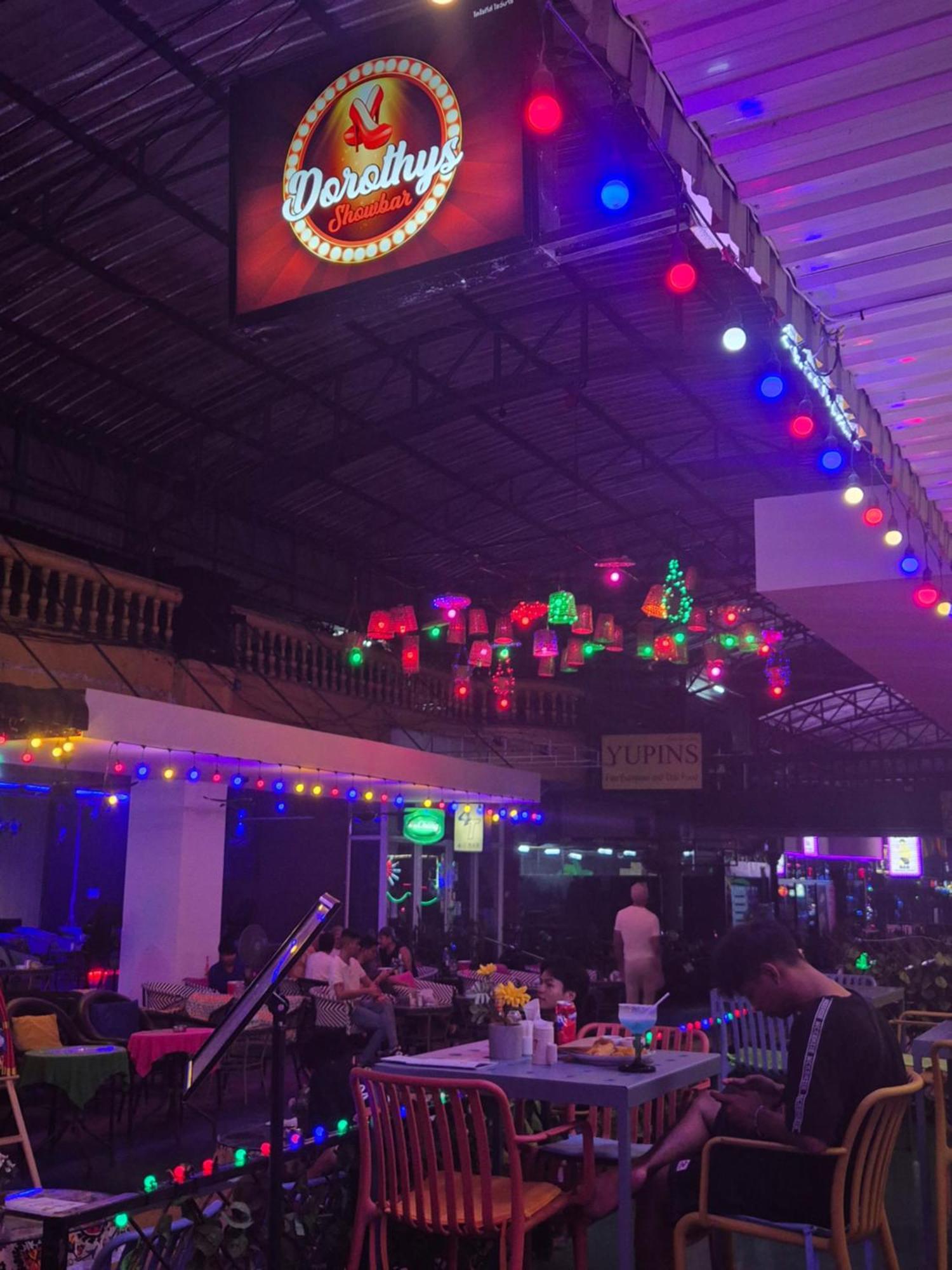 Dorothys Otel Pattaya Dış mekan fotoğraf