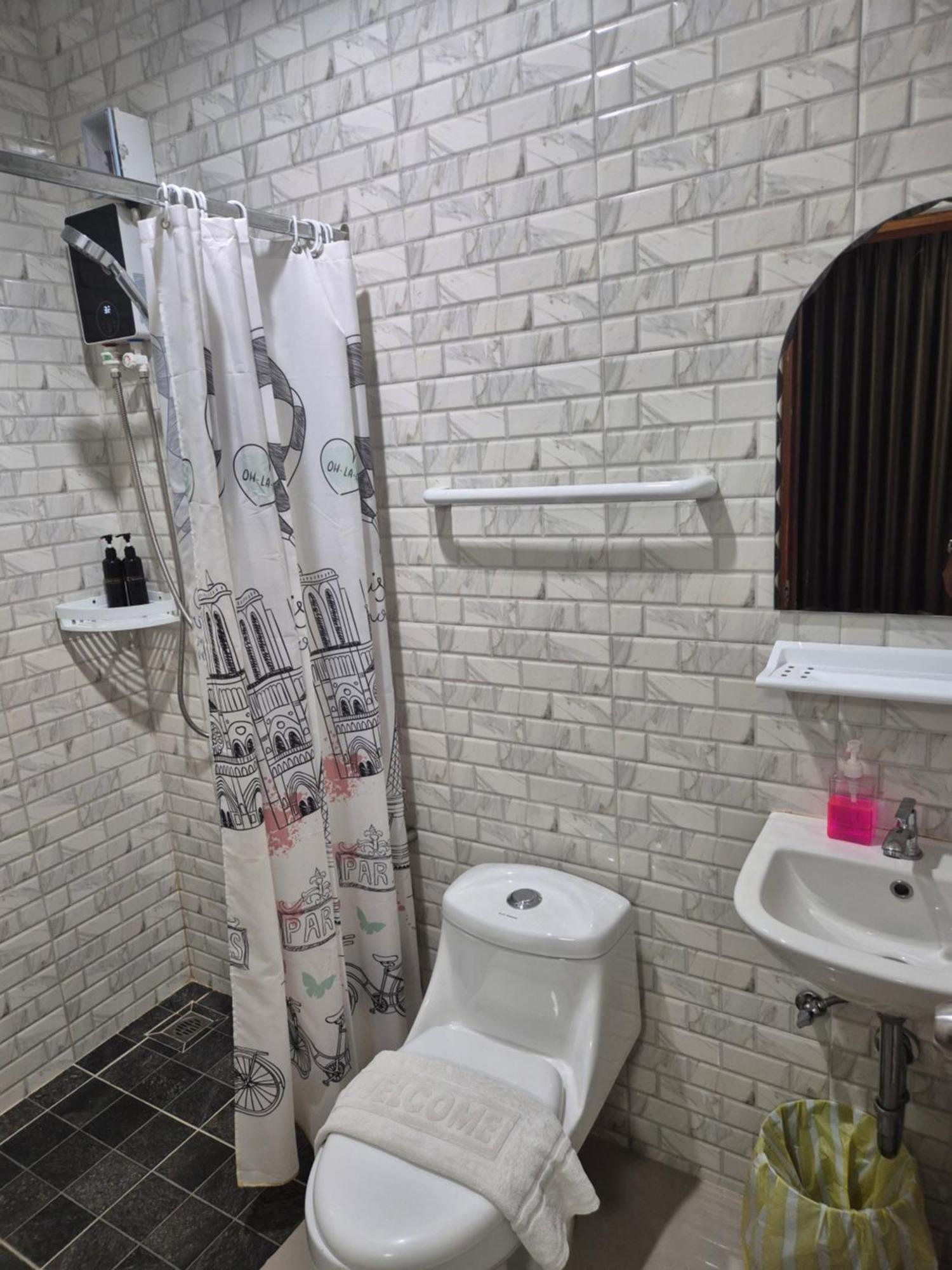 Dorothys Otel Pattaya Dış mekan fotoğraf