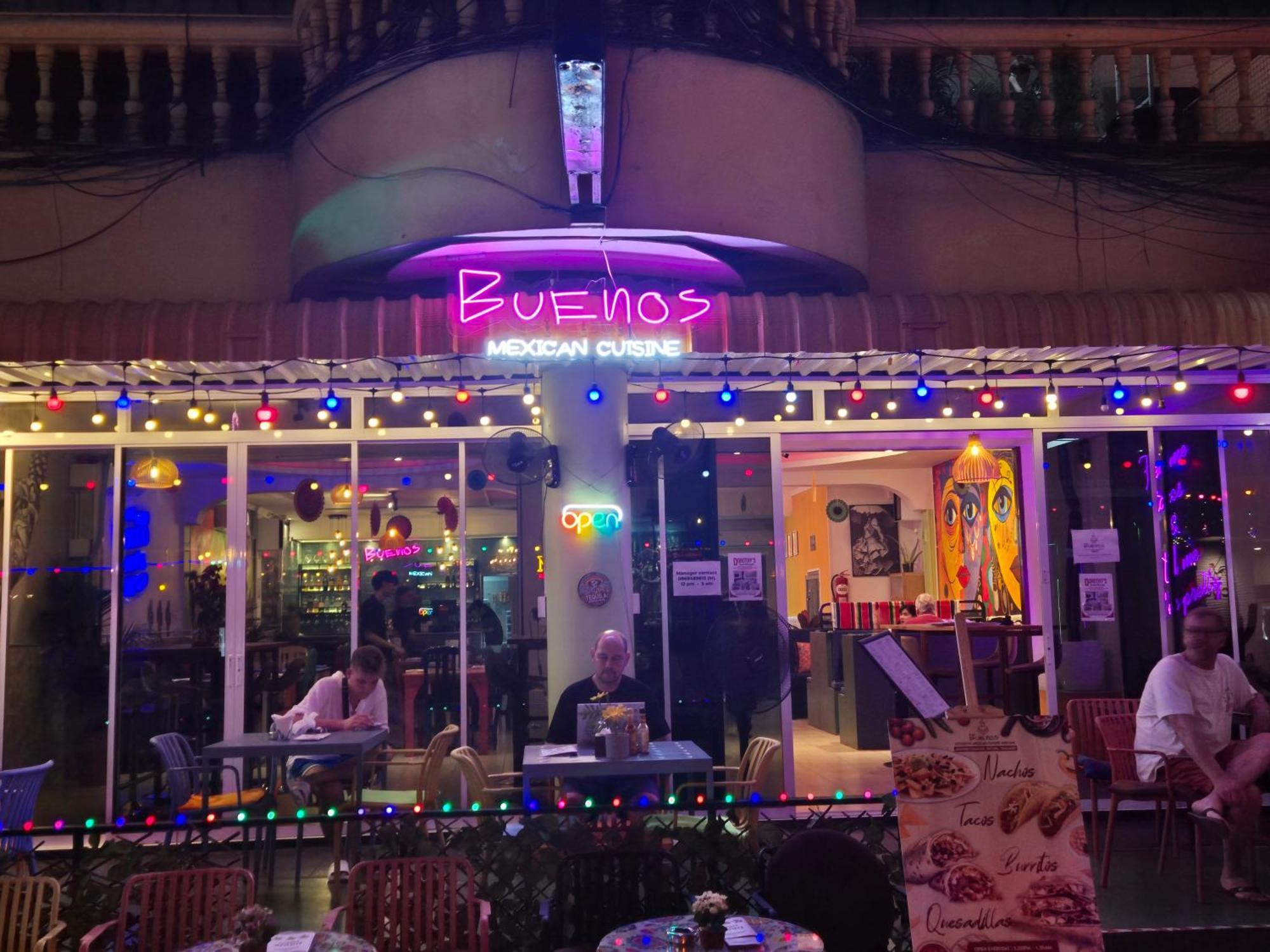 Dorothys Otel Pattaya Dış mekan fotoğraf