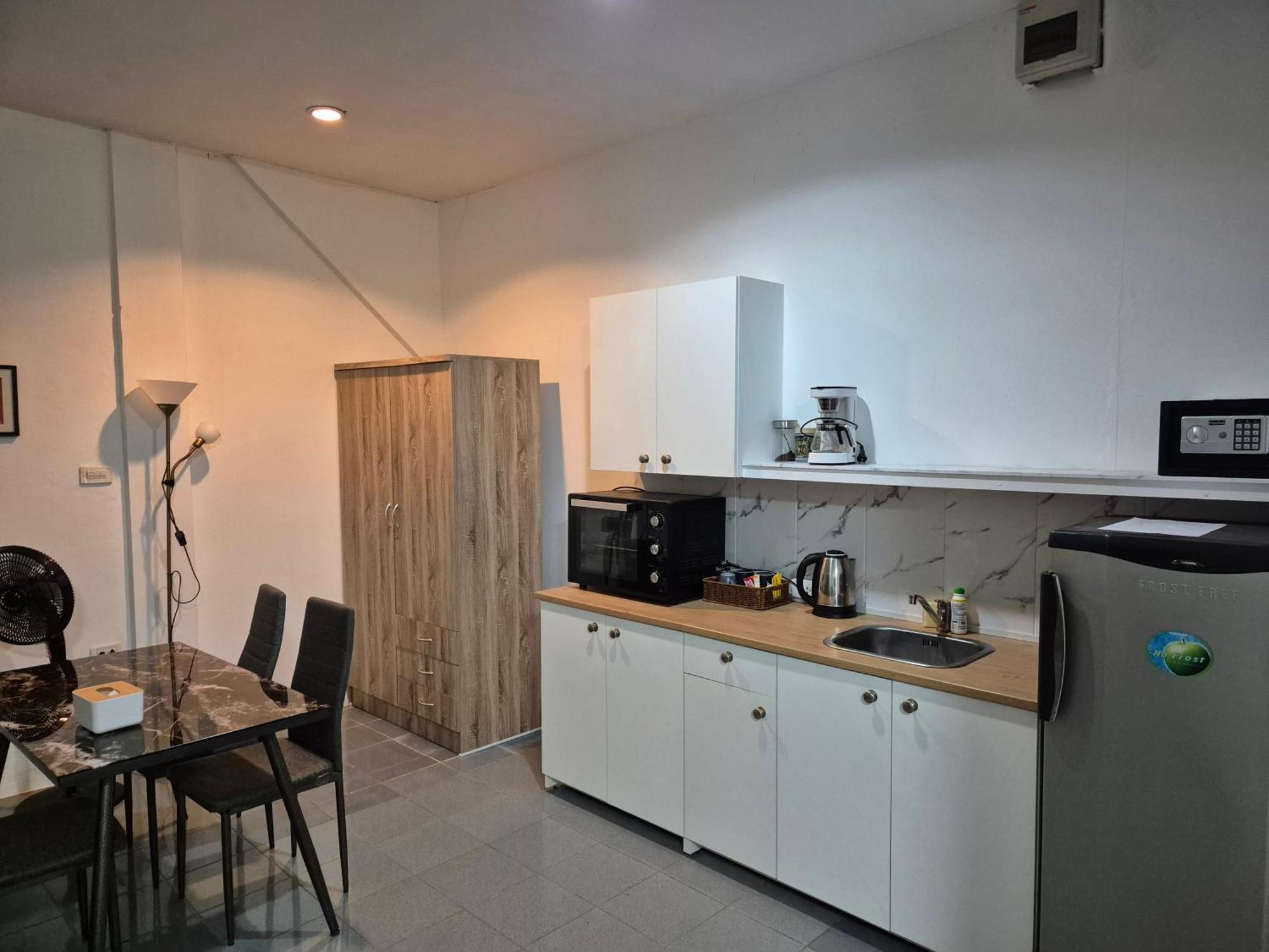 Dorothys Otel Pattaya Dış mekan fotoğraf